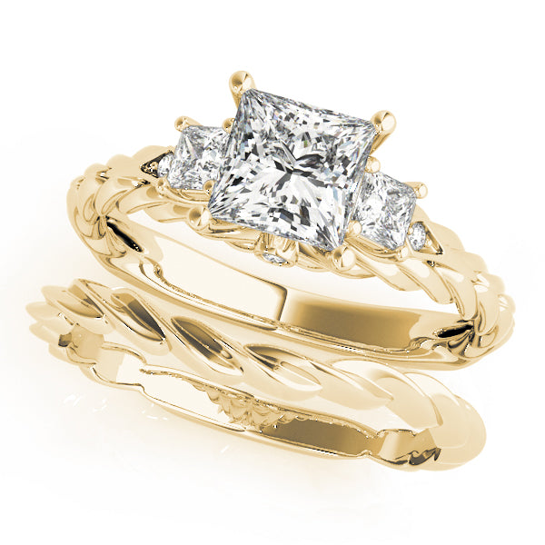 Exquisite Sidestone Princess Diamond Engagement Ring — 9K/18K Gold & Platinum