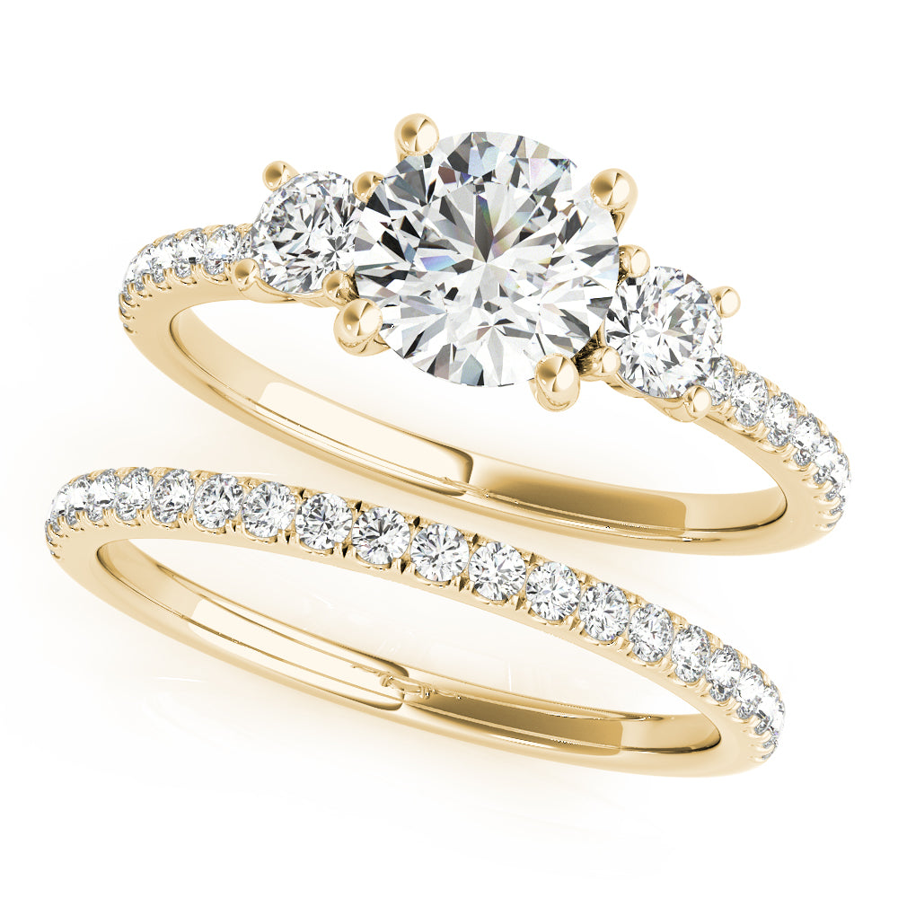 Exquisite Three-Stone Engagement Ring Round Diamond Engagement Ring — 9K/18K Gold & Platinum