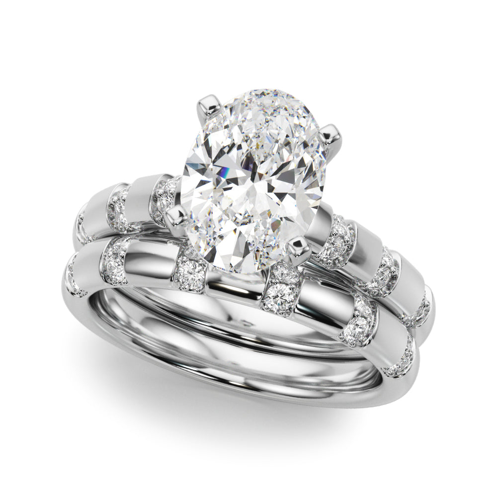 Artisan Sidestone Round Diamond Engagement Ring — 9K/18K Gold & Platinum