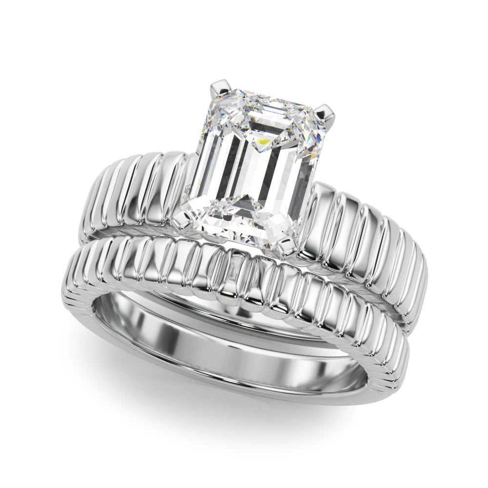 Exquisite Solitaire Round Diamond Engagement Ring — 9K/18K Gold & Platinum