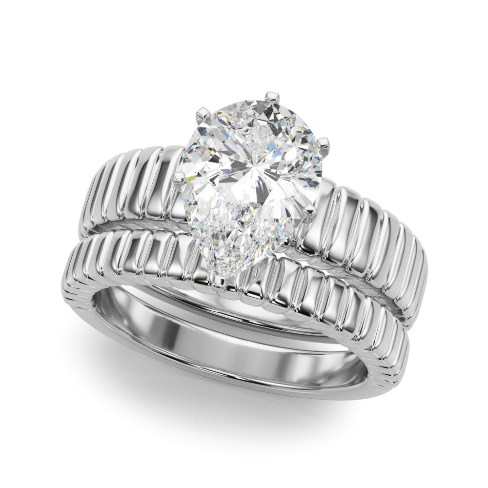 Exquisite Solitaire Round Diamond Engagement Ring — 9K/18K Gold & Platinum