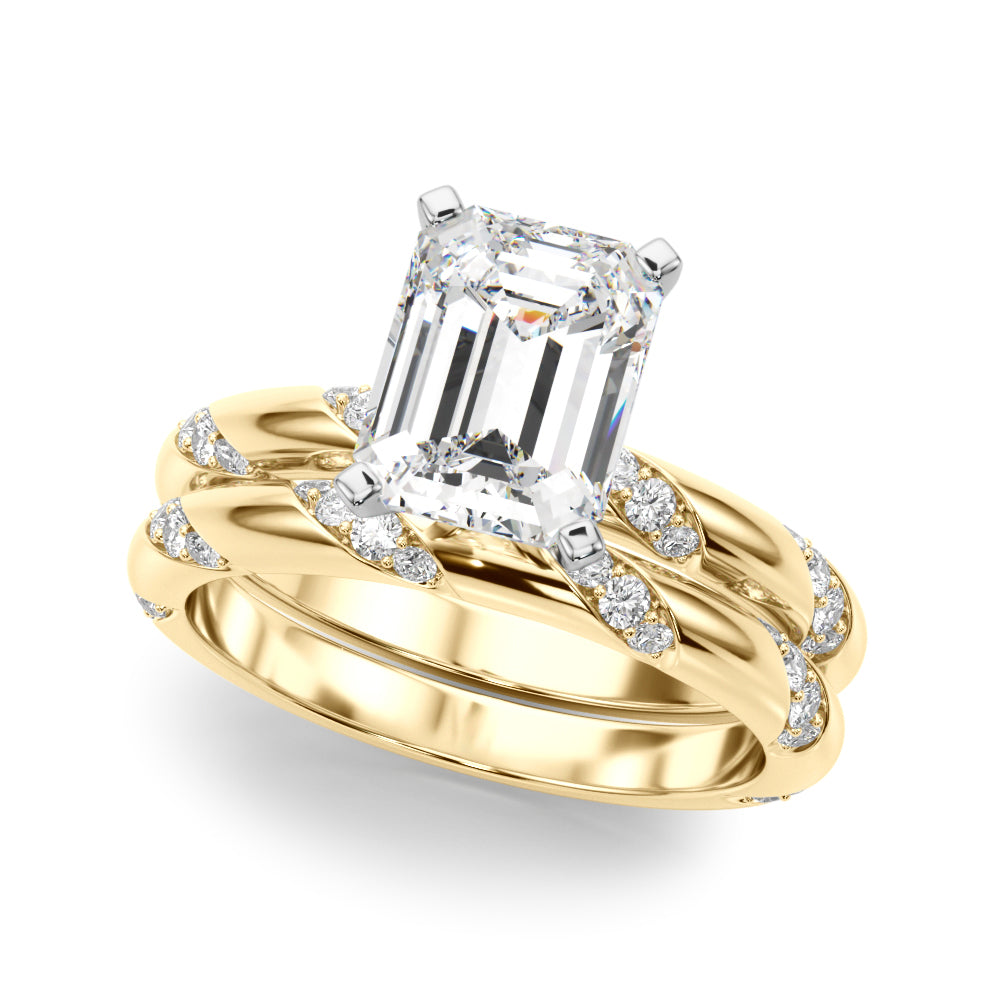 Regal Sidestone Round Diamond Engagement Ring — 9K/18K Gold & Platinum