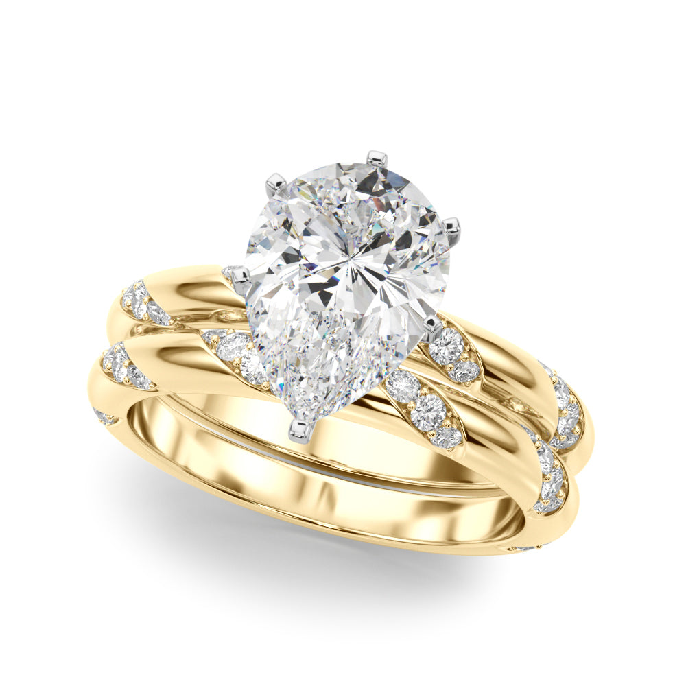 Regal Sidestone Round Diamond Engagement Ring — 9K/18K Gold & Platinum