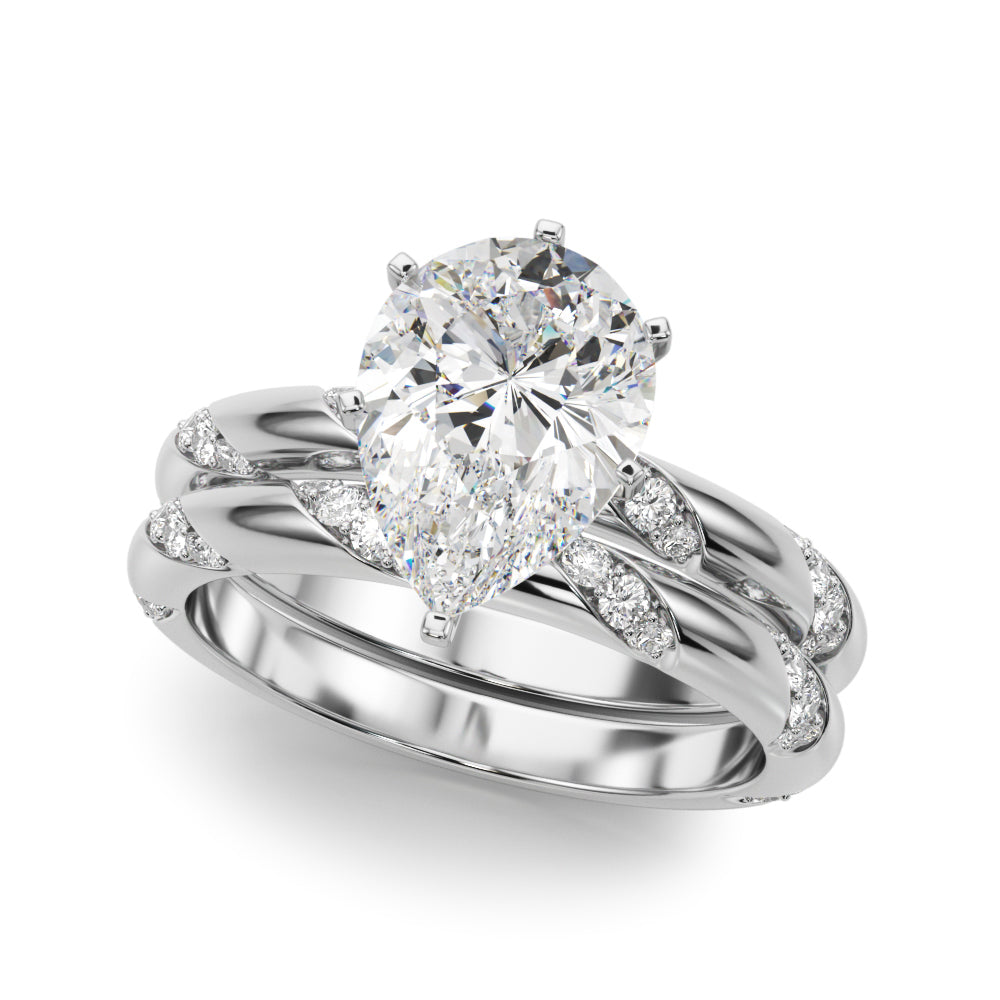 Regal Sidestone Round Diamond Engagement Ring — 9K/18K Gold & Platinum