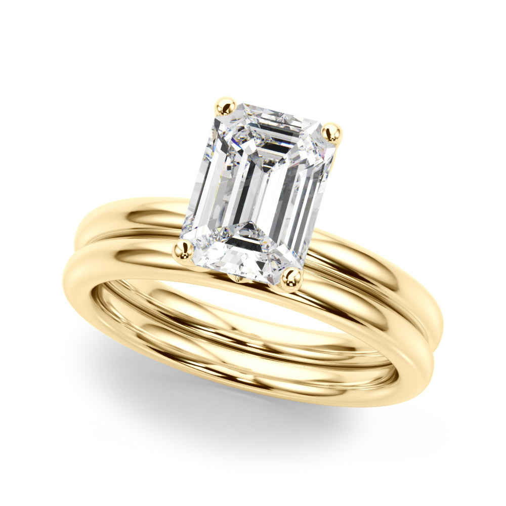 Lustrous Sidestone Emerald Diamond Engagement Ring — 9K/18K Gold & Platinum
