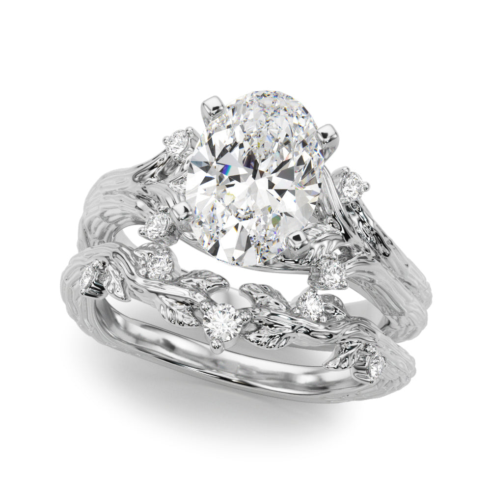 Majestic Sidestone Round Diamond Engagement Ring — 9K/18K Gold & Platinum