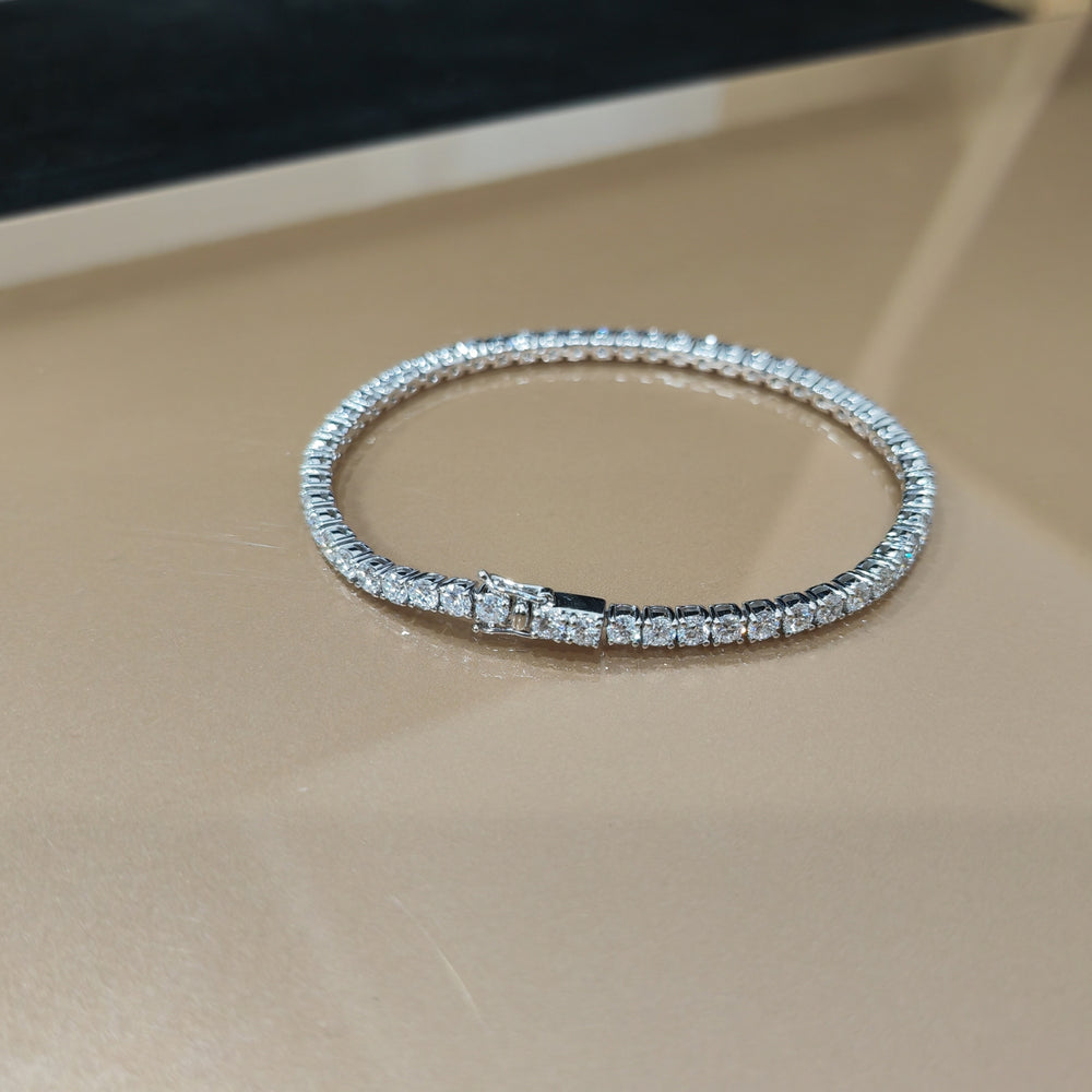 Elegant Jewelry, Everyday Diamond Bracelet