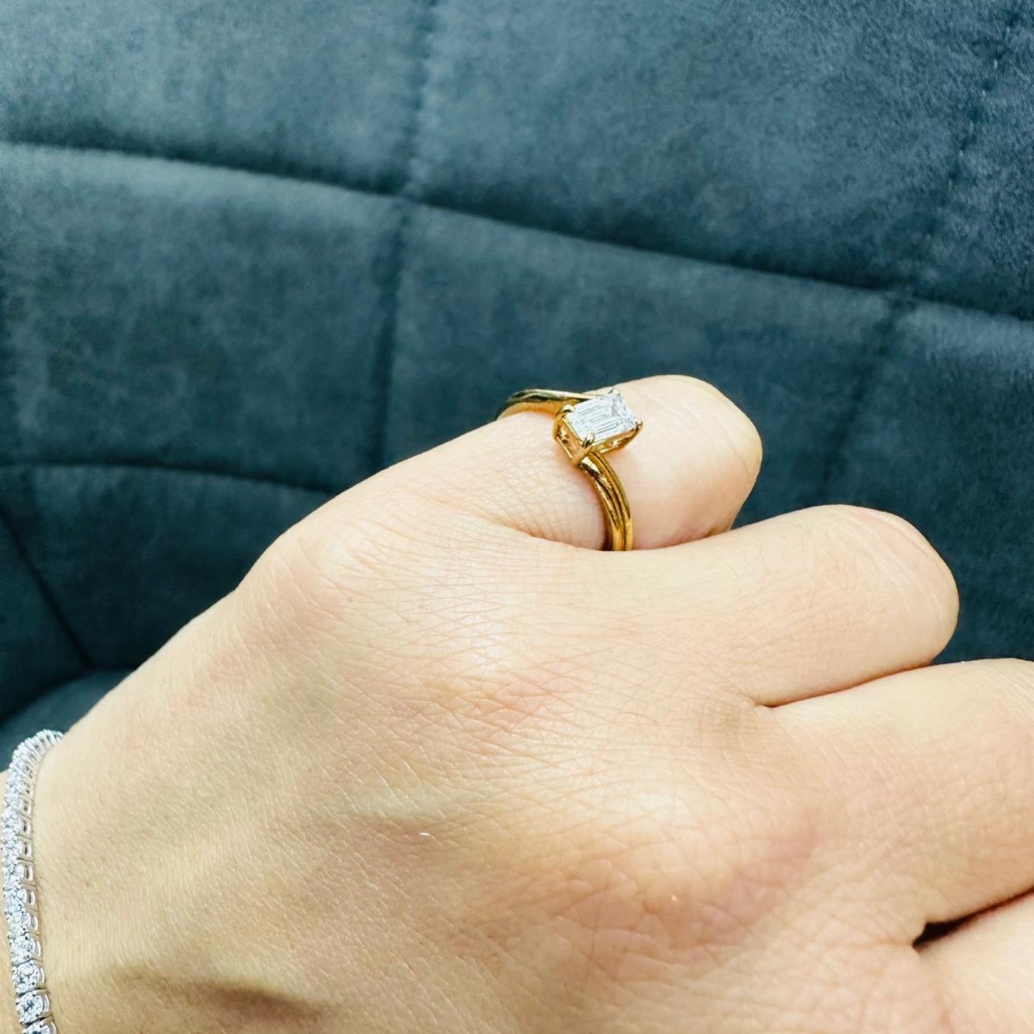 minimalist diamond ring