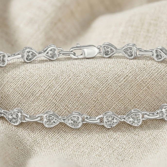 0.25ct Diamond Heart Bracelet Set In Silver