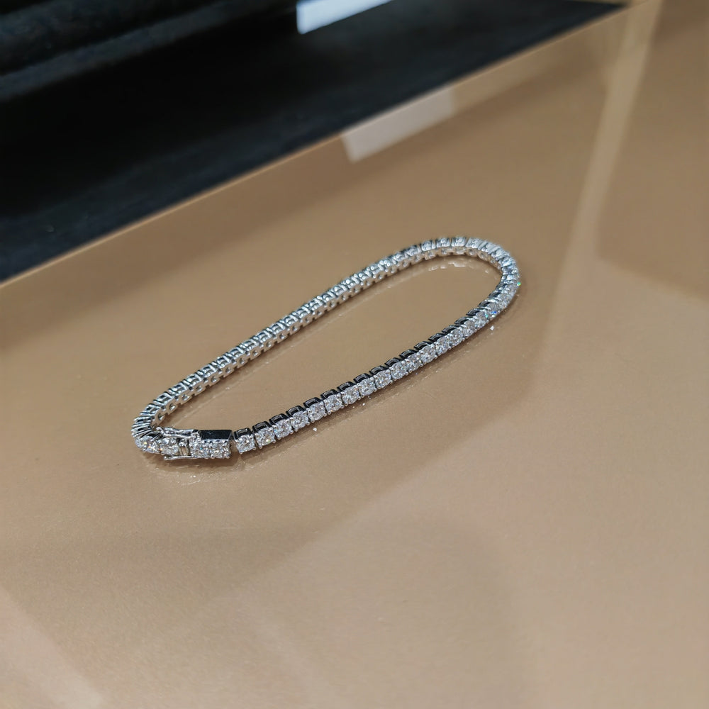 Womens Diamond Bracelet, Classic Tennis Bracelet