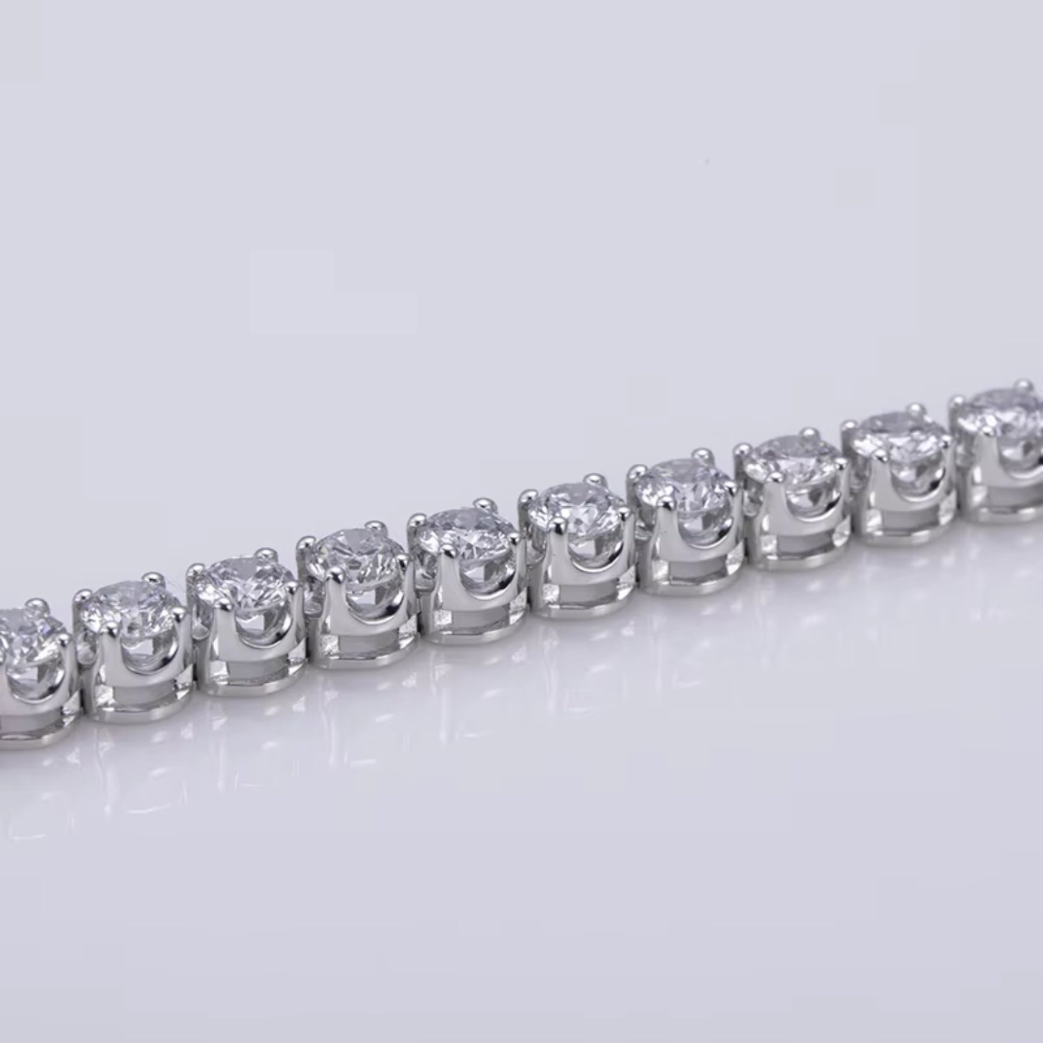 High Sparkle Round Cut Diamond Bracelet