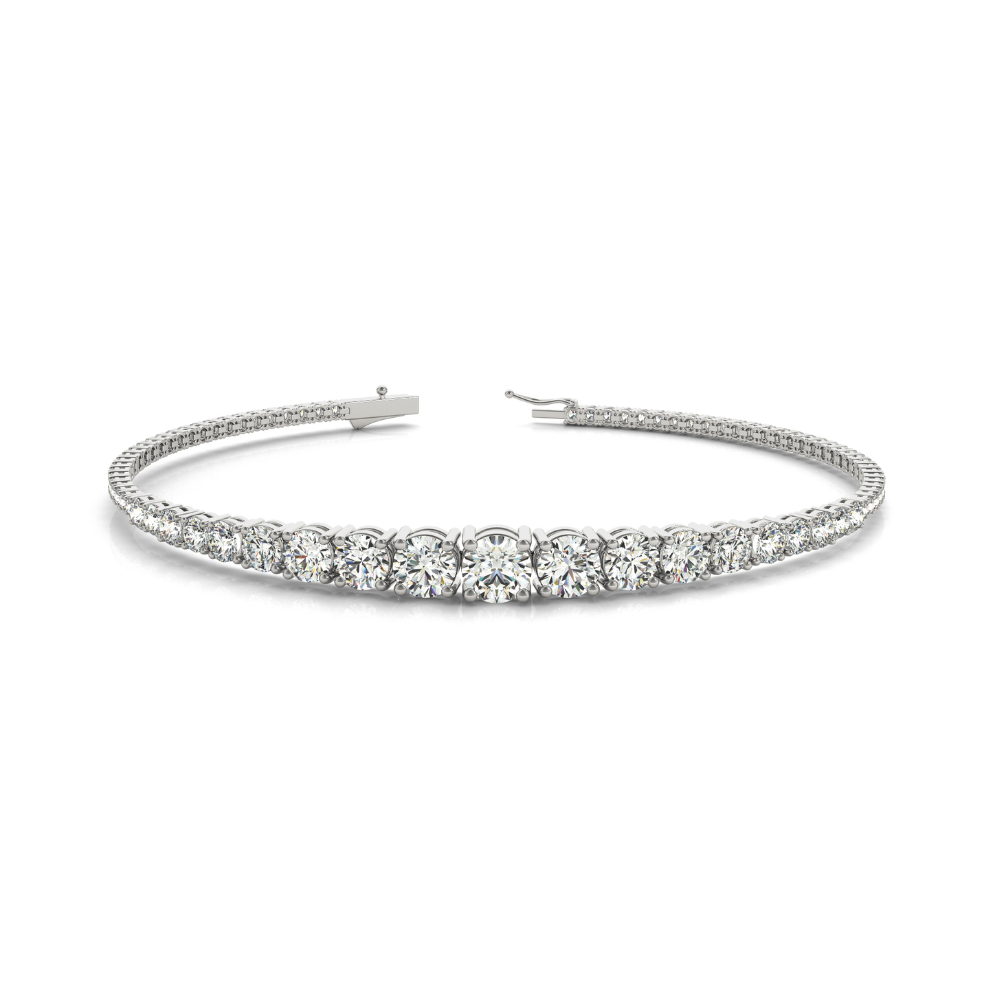 Luxury Tennis Bracelet with Graduated Round Diamonds in 18K Gold and Platinum
