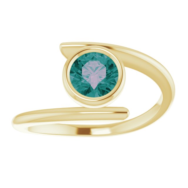 Round Lab-Grown Alexandrite Solitaire Ring in Gold and Platinum