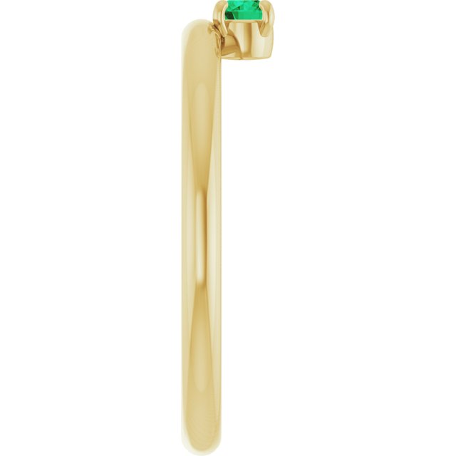 Round Emerald Stackable Ring in Yellow Gold