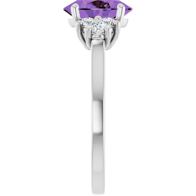 Oval Amethyst Accented Ring with Diamond Accents in Gold