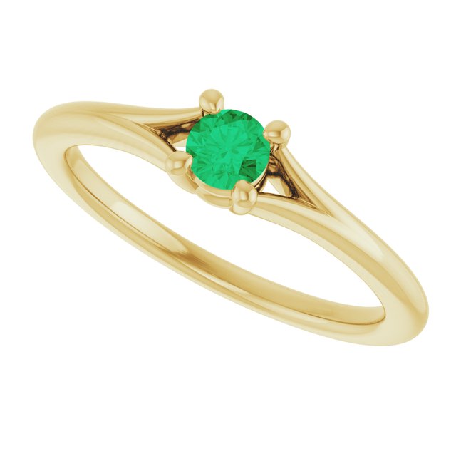 Round Emerald Youth Ring in Yellow Gold
