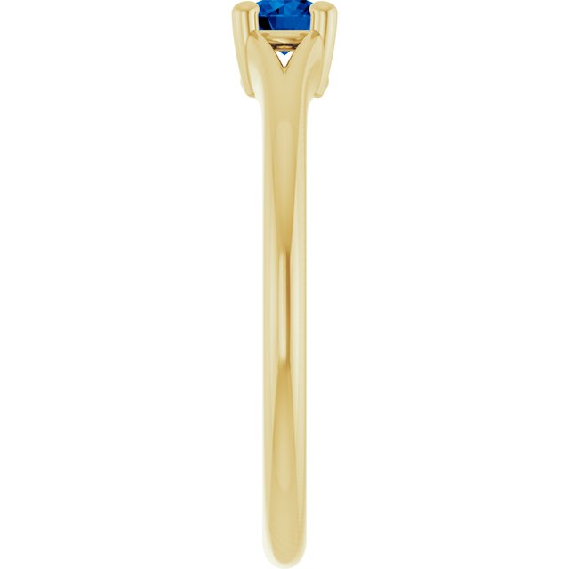 Round Blue Sapphire Youth Ring in Yellow Gold