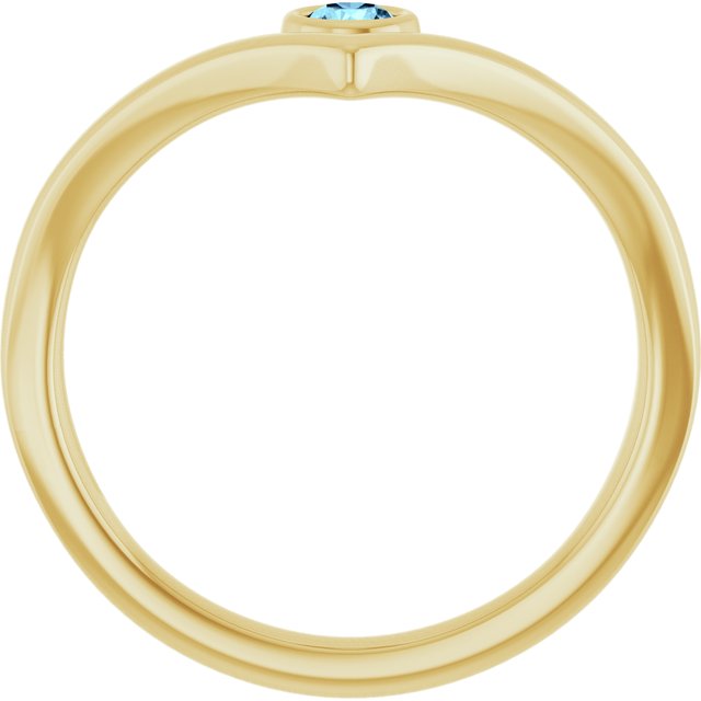 Round Aquamarine Solitaire Ring in Yellow Gold