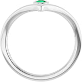 Round Emerald Solitaire Ring in Platinum