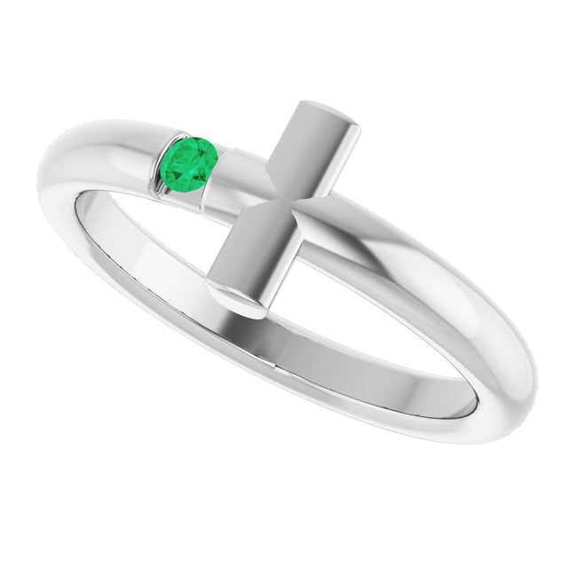 Round Emerald Crosses Ring in White Gold