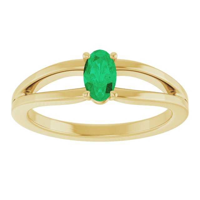 Oval Emerald Youth Ring in Yellow Gold