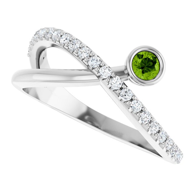 Round Peridot Accented Ring with Diamond Accents in Platinum