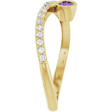 Round Amethyst Accented Ring with Diamond Accents in Yellow Gold