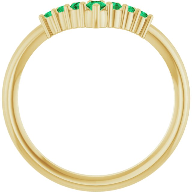 Round Emerald Accented Ring in Yellow Gold