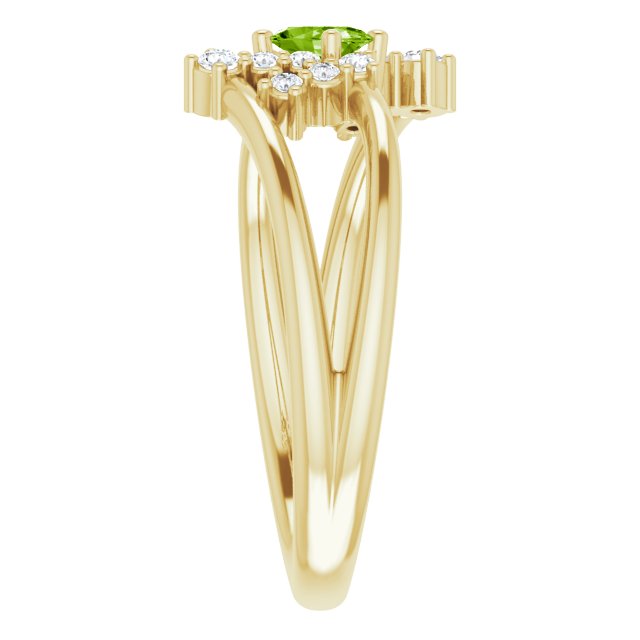 Oval Peridot Accented Ring with Diamond Accents in Yellow Gold
