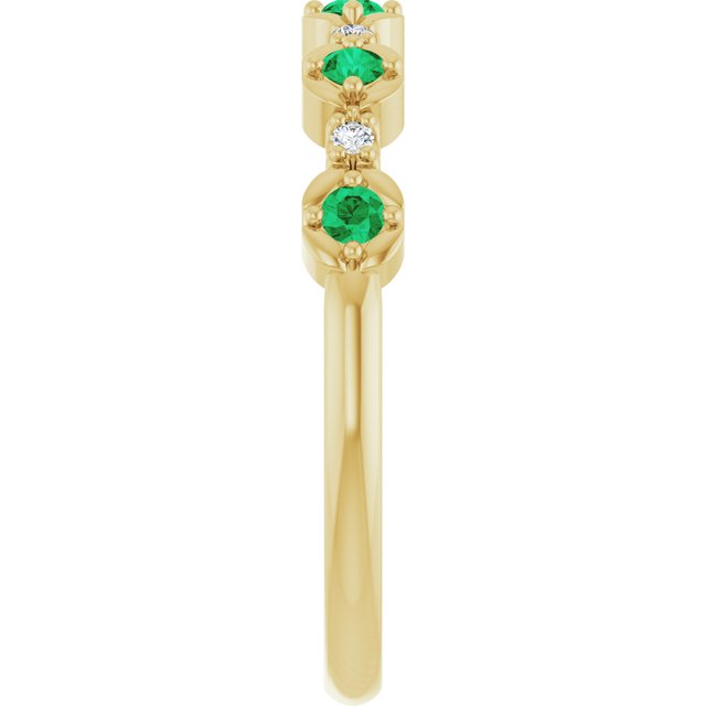 Round Emerald Stackable Ring with Diamond Accents in Gold