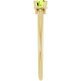 Round Peridot Solitaire Ring in Yellow Gold
