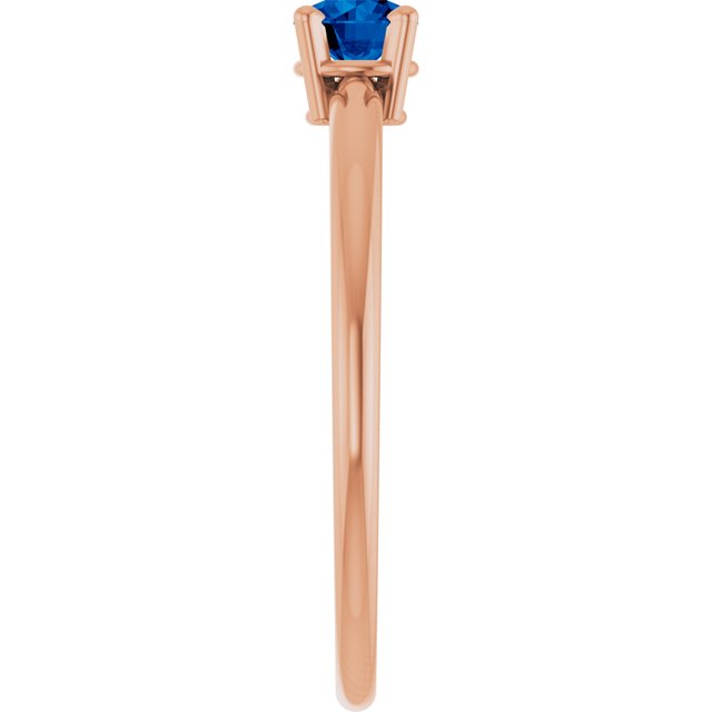Round Blue Sapphire Solitaire Ring in Rose Gold