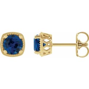 Blue Sapphire Round Stud Earrings in Gold and Platinum