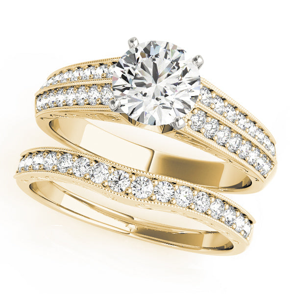 Regal Antique Round Diamond Engagement Ring — 9K/18K Gold & Platinum