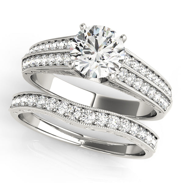 Regal Antique Round Diamond Engagement Ring — 9K/18K Gold & Platinum