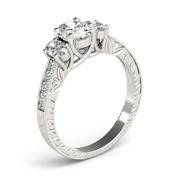 Vintage-Inspired Three-Stone Oval Diamond Engagement Ring — 9K/18K Gold & Platinum