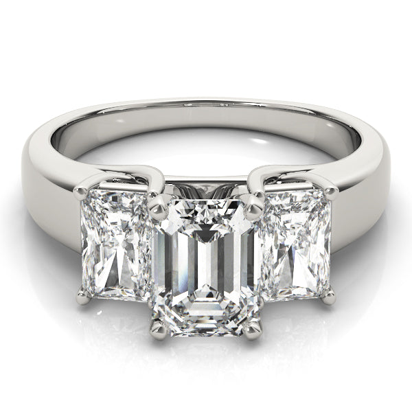 Regal Three-Stone Oval Diamond Engagement Ring — 9K/18K Gold & Platinum