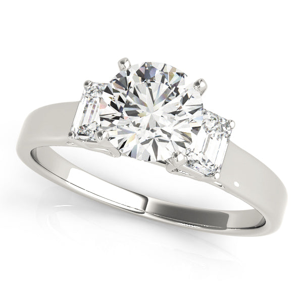 Exquisite Three-Stone Oval Diamond Engagement Ring — 9K/18K Gold & Platinum