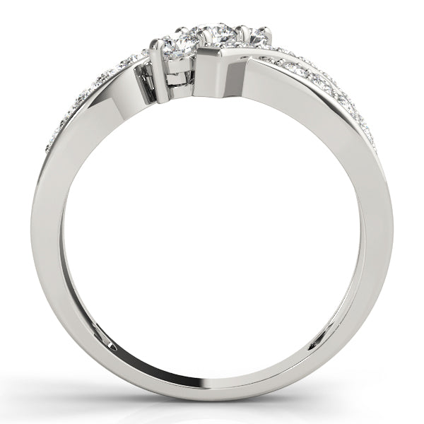 Lustrous Three-Stone Round Diamond Engagement Ring — 9K/18K Gold & Platinum