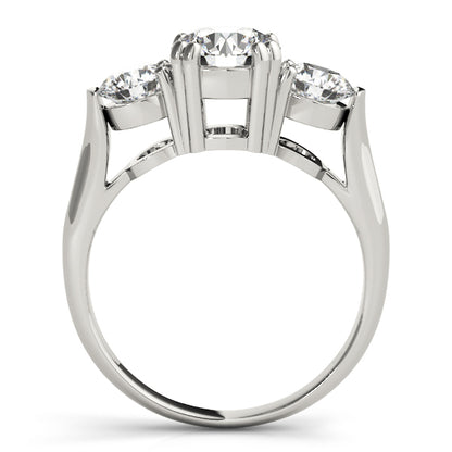 Diamond ring with three stones