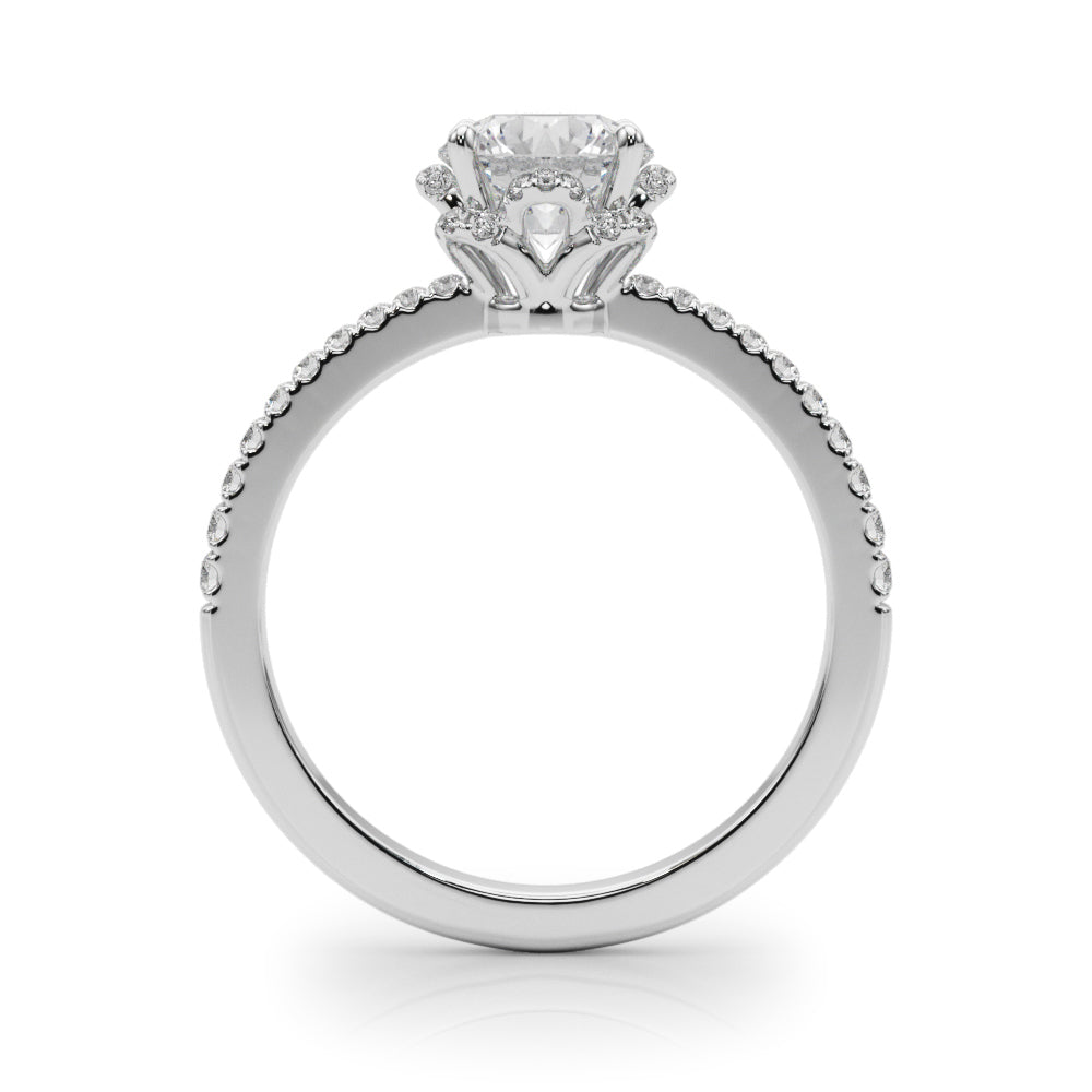 Exquisite Sidestone Round Diamond Engagement Ring — 9K/18K Gold & Platinum