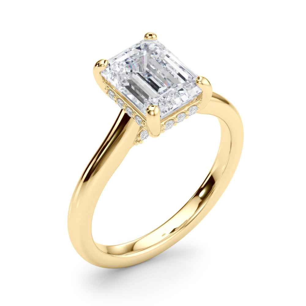 Vintage-Inspired Sidestone Emerald Diamond Engagement Ring — 9K/18K Gold & Platinum