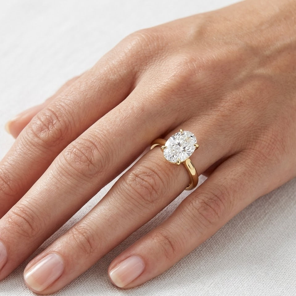 Oval 3.00ct Lab Diamond Engagement Ring G/VS1 Set in 18K Yellow Gold