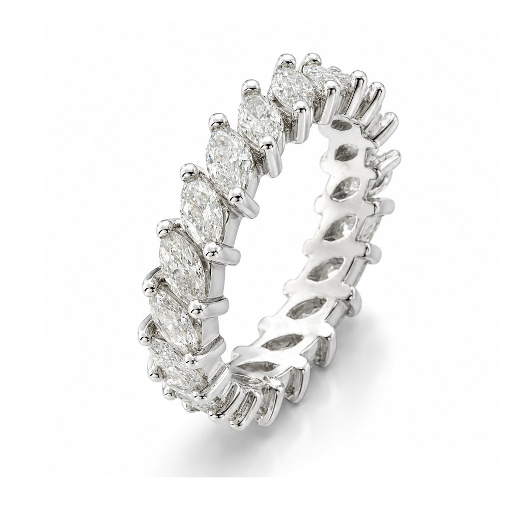 Lab grown diamond earring