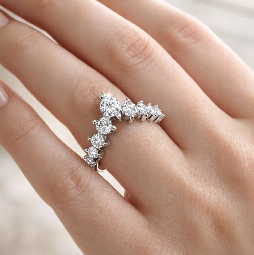 Curved V shape diamond bridal band