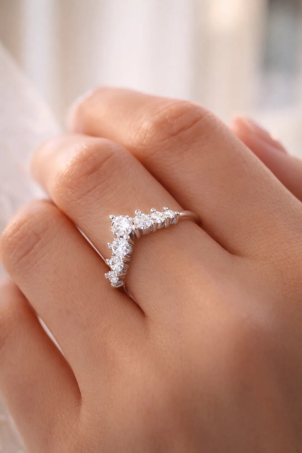 Curved V shape diamond wedding band