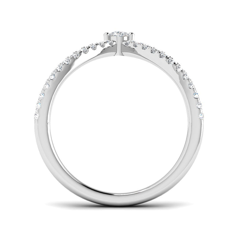 Elegant graduated pear-shaped diamond ring