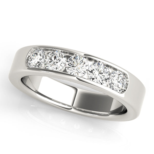 Lab-Grown Diamond Prong Round Cut 5-Stone Diamond Ring