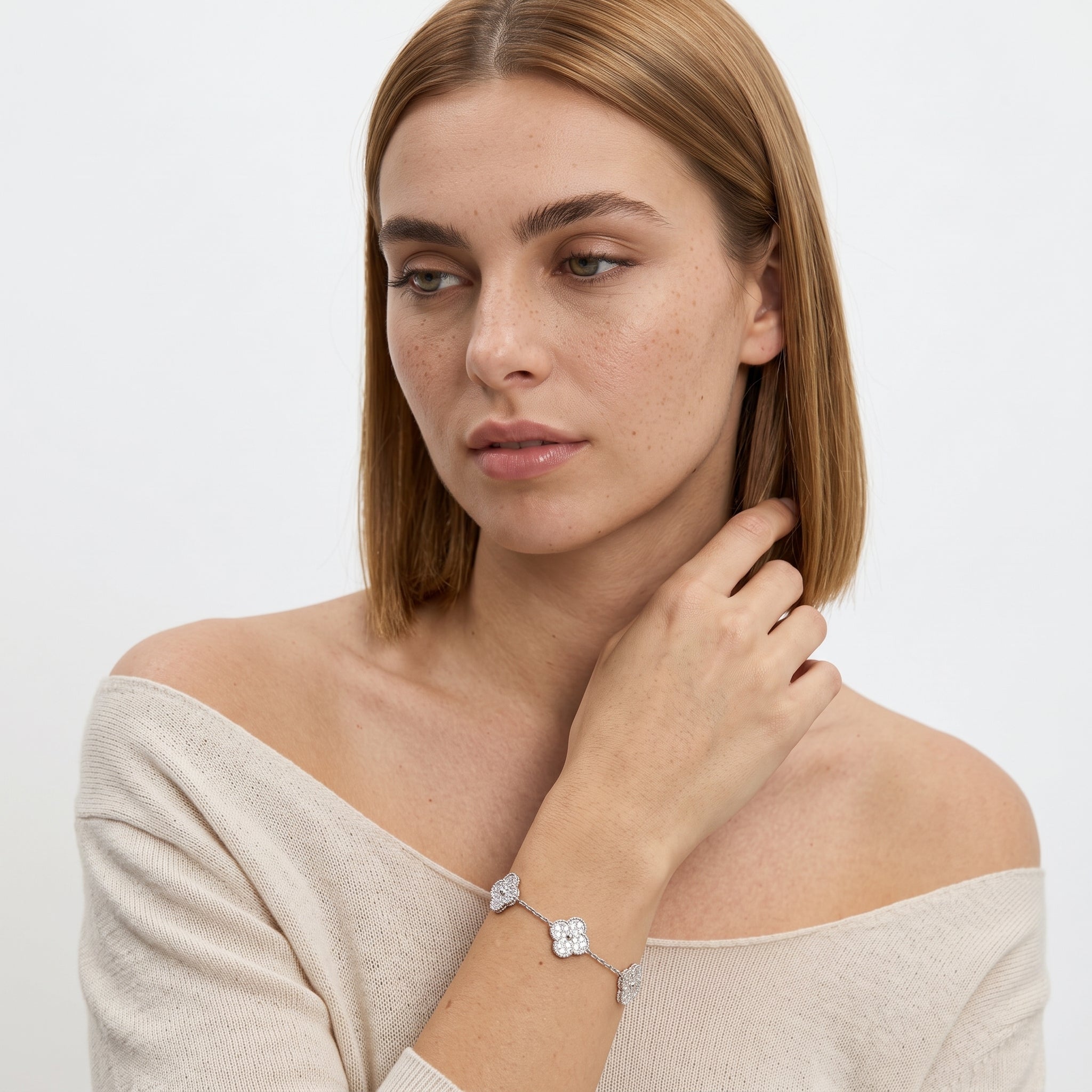 Milgrain Clover Diamond Chain Bracelet in Gold | Lab or Natural Diamonds
