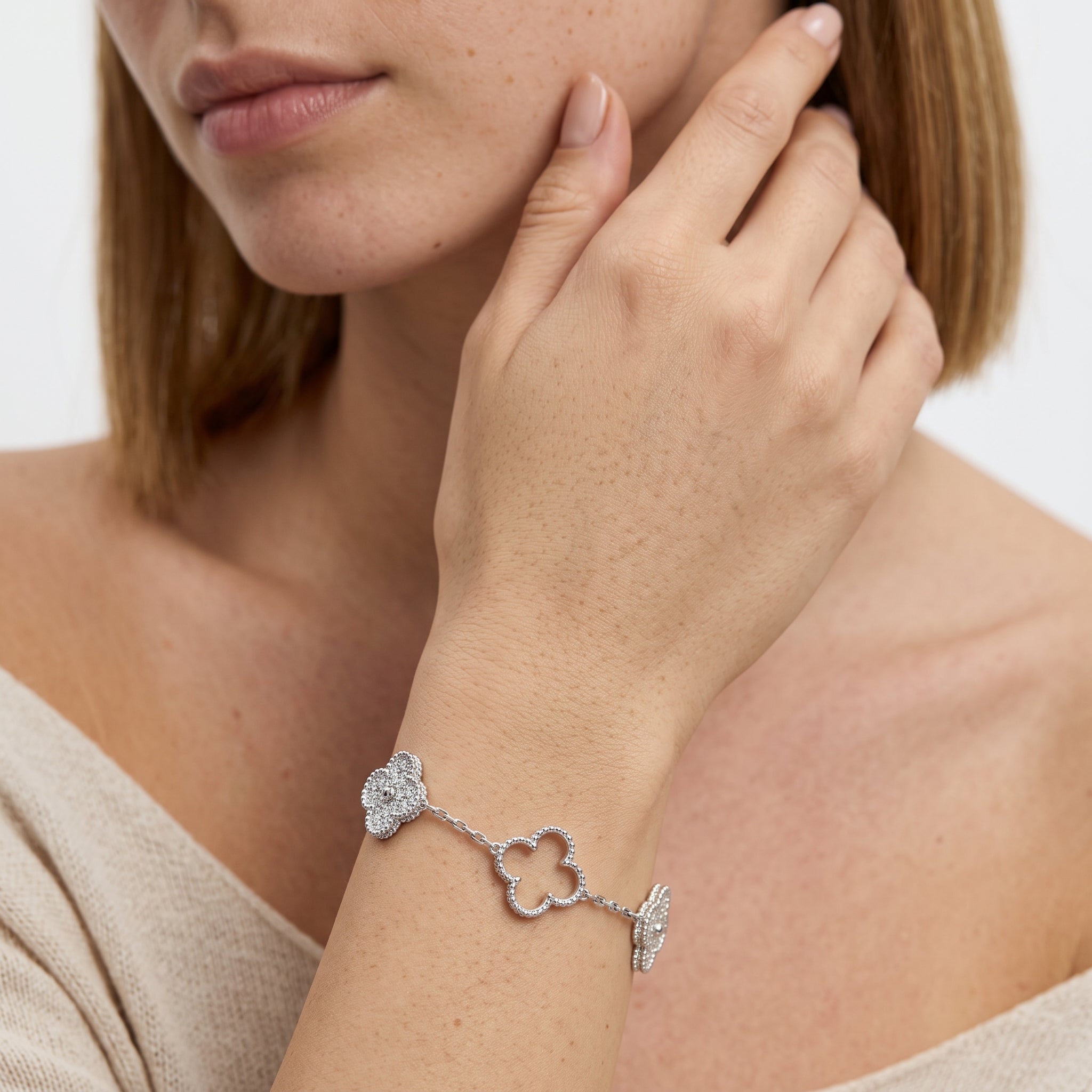 Milgrain Clover Diamond Chain Bracelet in Gold | Lab or Natural Diamonds